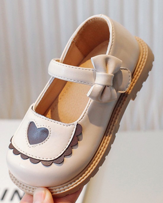 Girls Sweet Heart Shape Embroidered PU Shoes