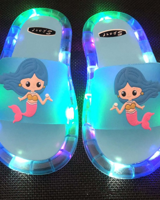 Kid's Cartoon Pattern Luminous LED Slippers