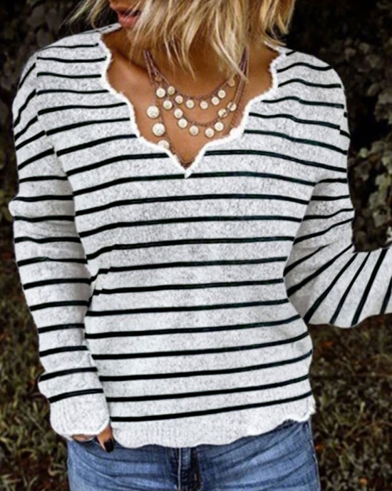 V-neck striped bottoming shirt, a versatile top that can be worn inside or outside HF1402-02-03